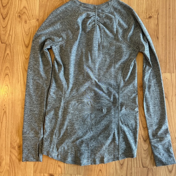 Athleta PACIFICA ILLUME rashguard sun shirt XS - Picture 2 of 5